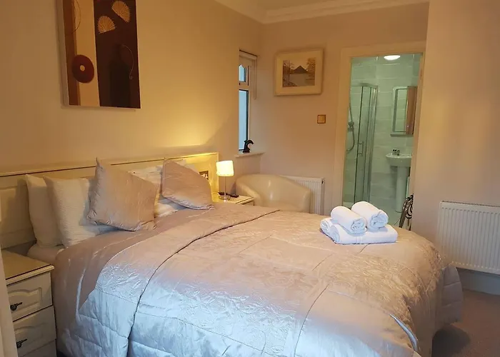 Balcony House Pensión 4*